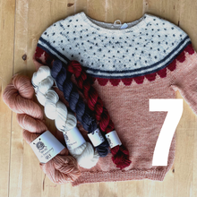 Load image into Gallery viewer, Strawberry Fields - Peysusett no 7 - Sweater Yarn-kit no 7
